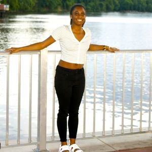 Meet your Posher, Shaniya